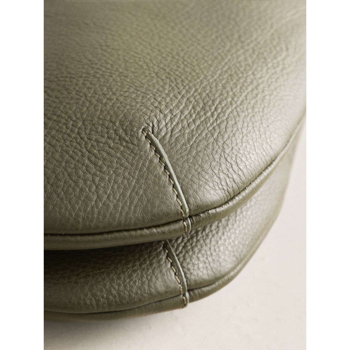 Sac à bandoulière en cuir vert, NEXT