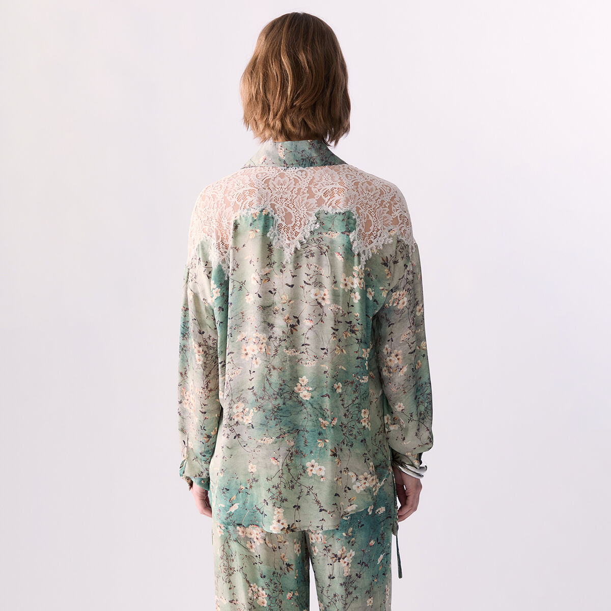 Chemise en satin imprimé bleu clair à fleurs, LIU JO