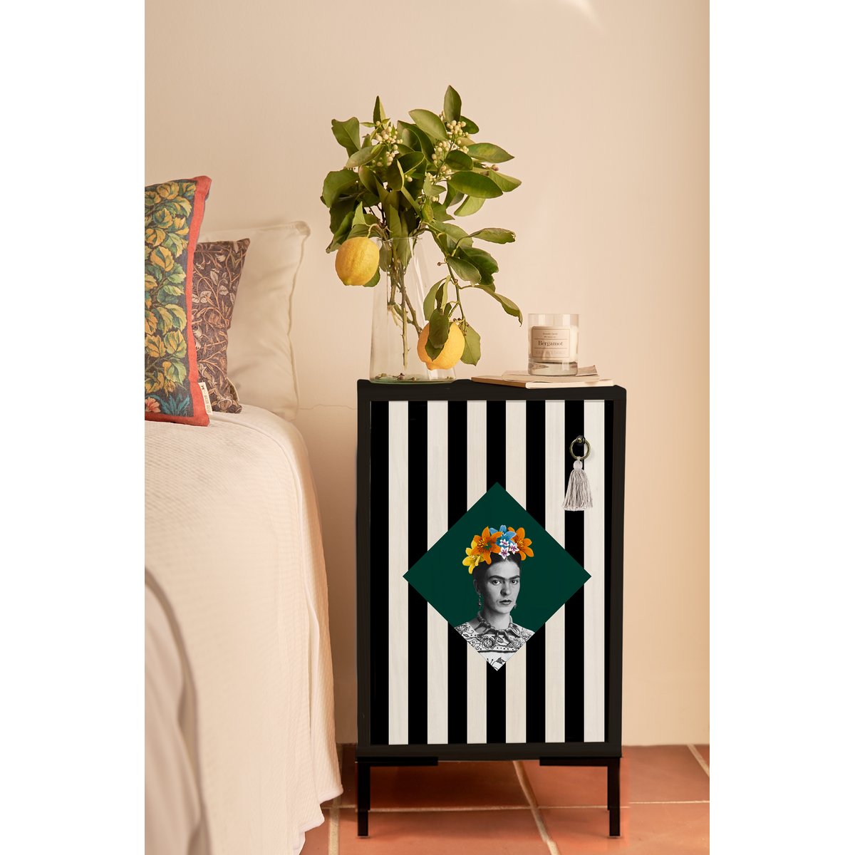 Table de chevet WILLIAM illustration frida, REALLY NICE THINGS