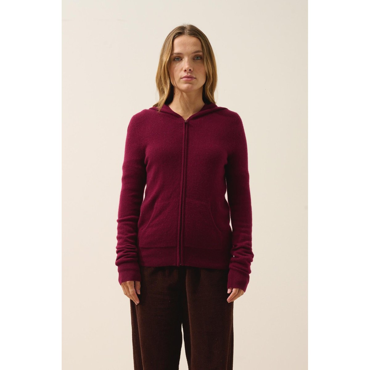 Gilet Zippé Capuche Bordeaux Debbie bordeaux, JUST CASHMERE