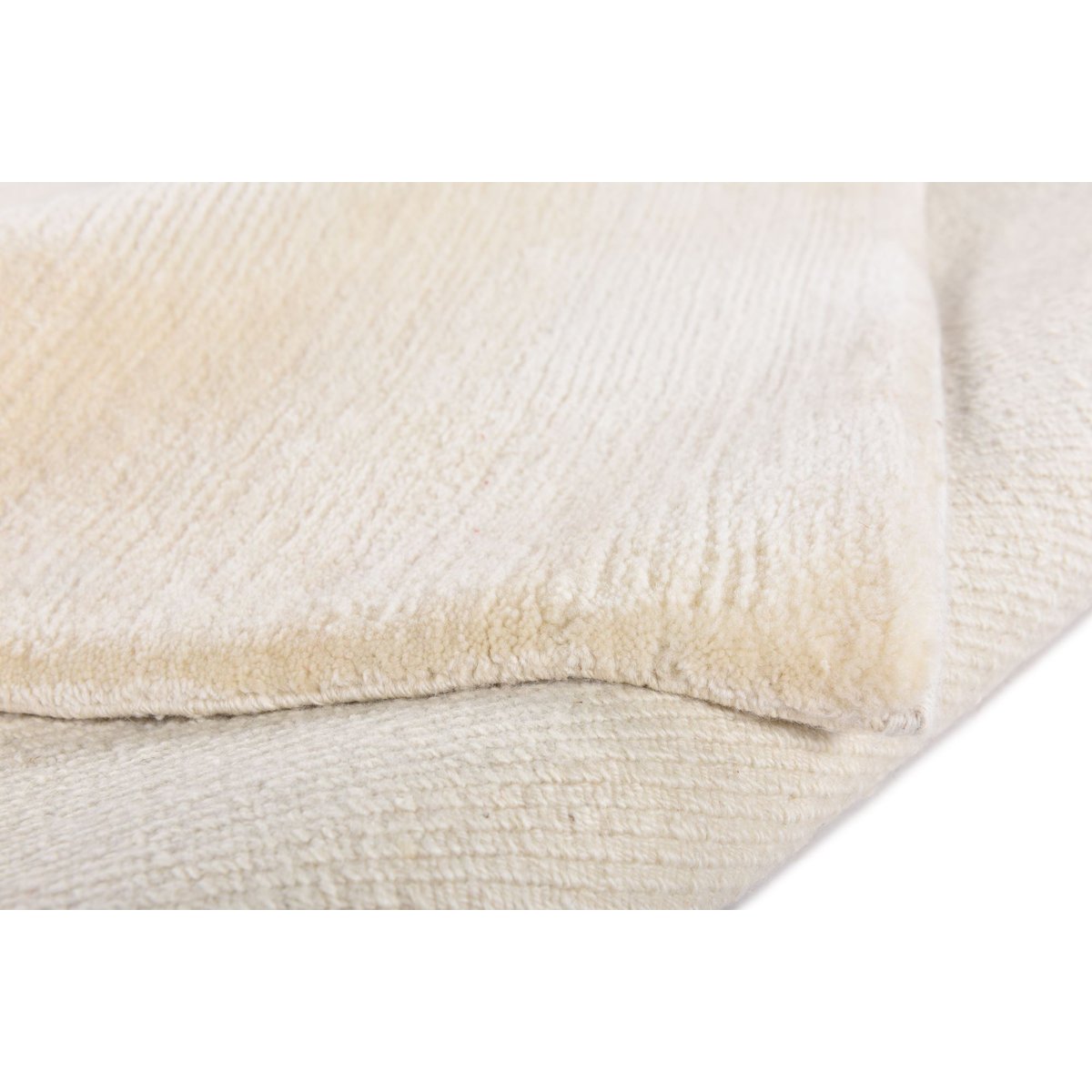 Tapis salon Baktapur noué main en laine blanc naturel, THEKO