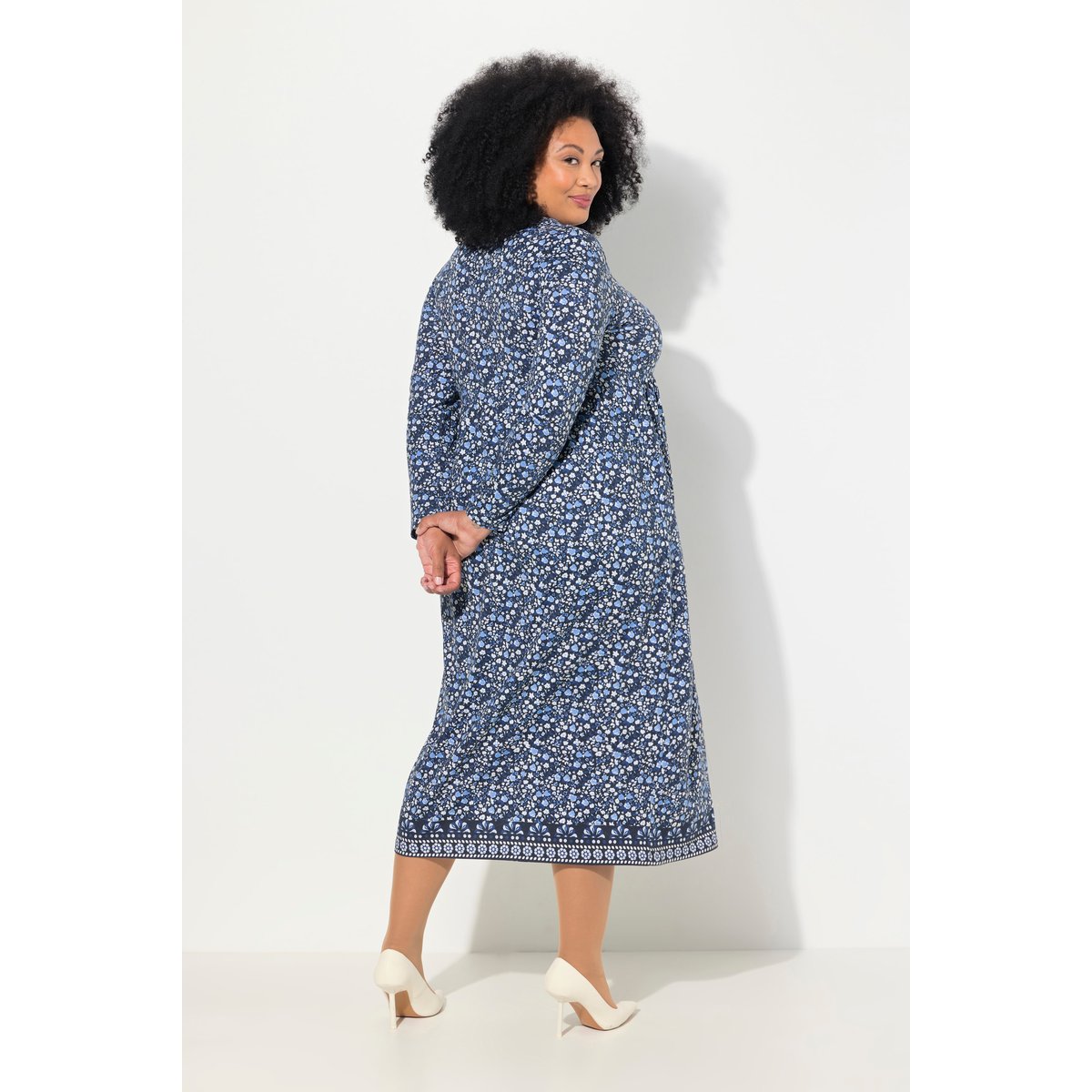 Robe en jersey avec poches marine, ULLA POPKEN