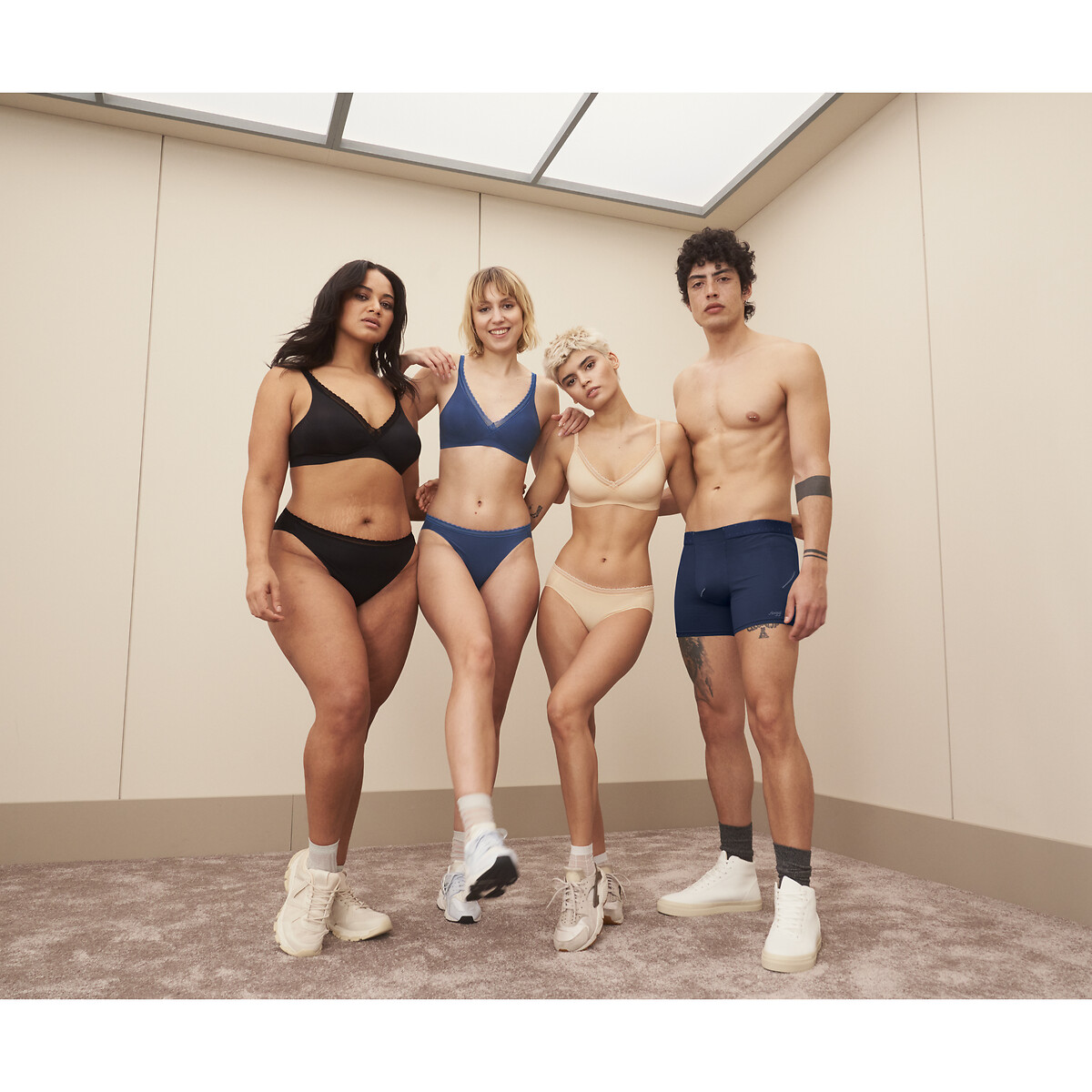 Body Adapt Bra with Intermediate Support powder, SLOGGI