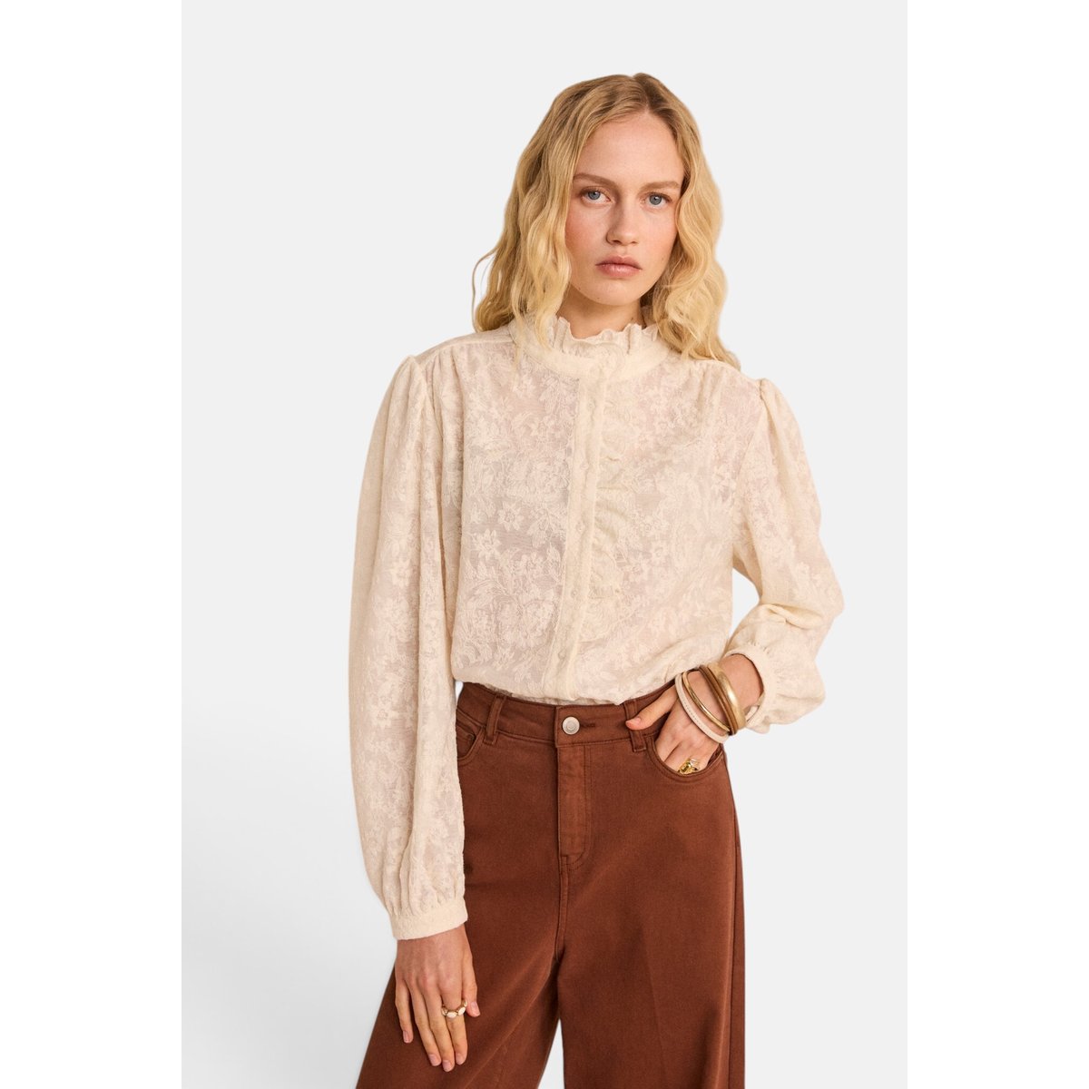 Blouse dentelles à manches bouffantes MERVEILLE creme, Maison 123