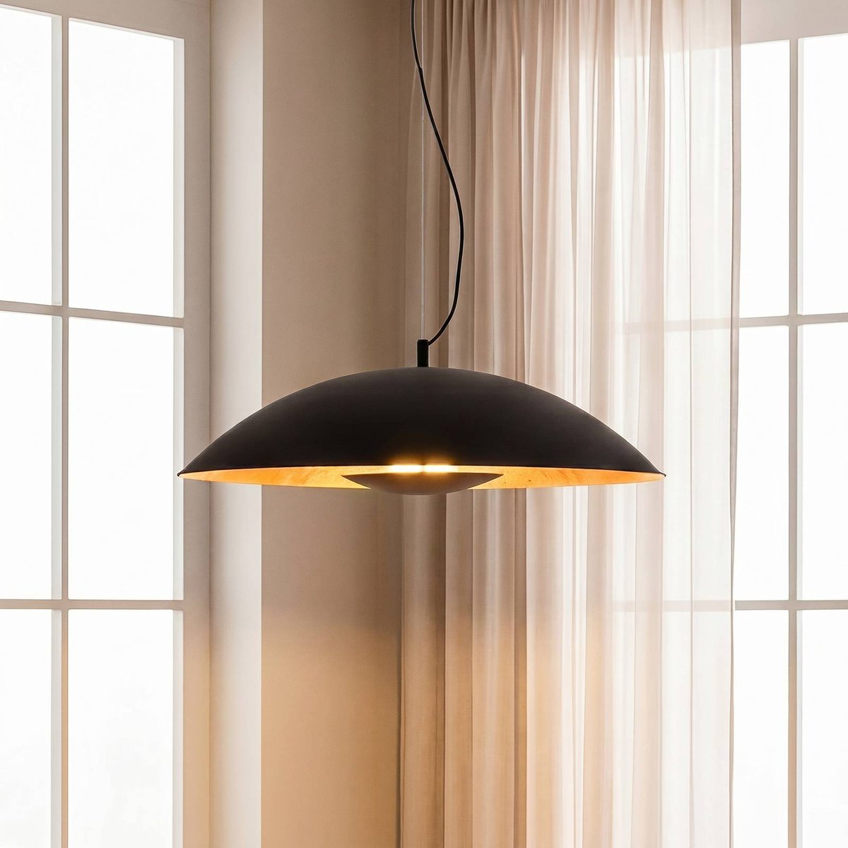 Suspension en métal moderne, Emilienne noir, or, LINDBY