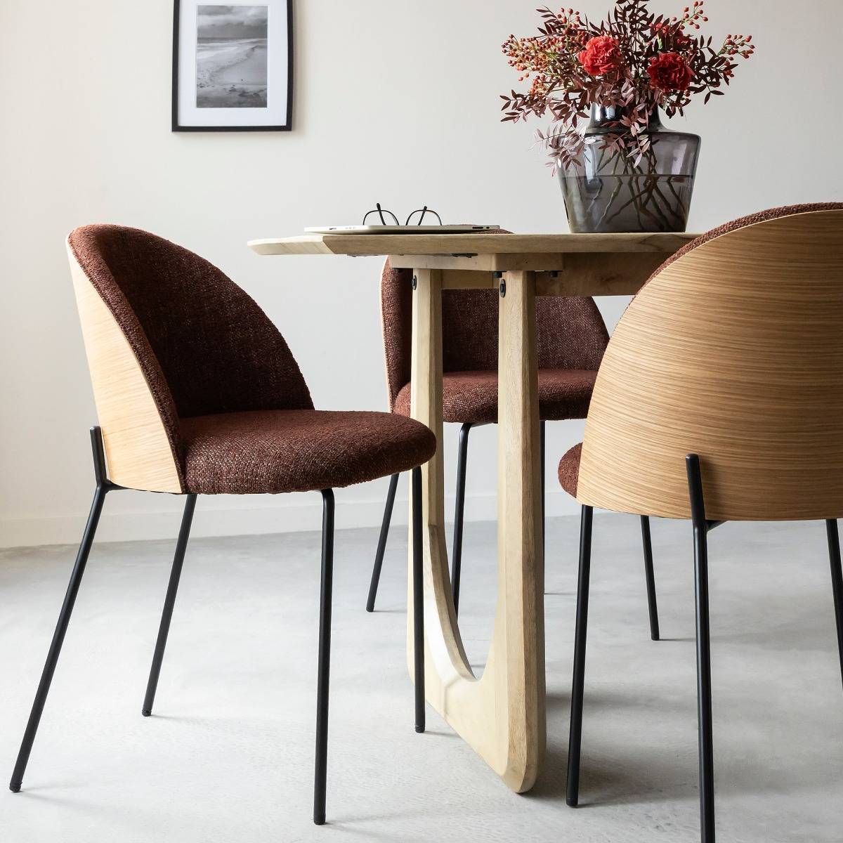 Lot de 2 chaises en tissu et bois NYSSA rouge, MADE IN MEUBLES