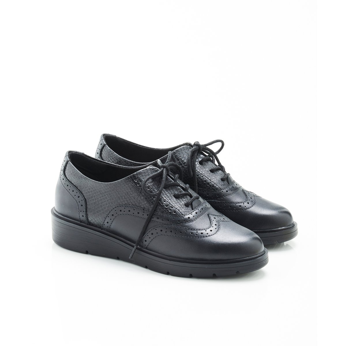 Derbies bout fleuri à lacets noir, DAMART