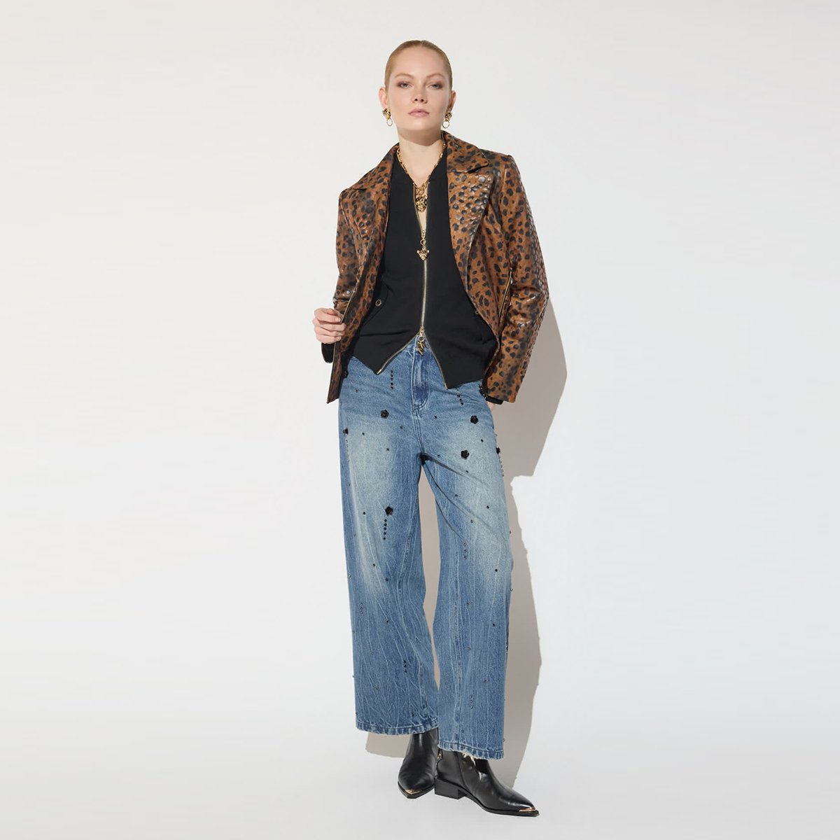 Jeans droit à strass et strass fleuri denim, LOLA CASADEMUNT