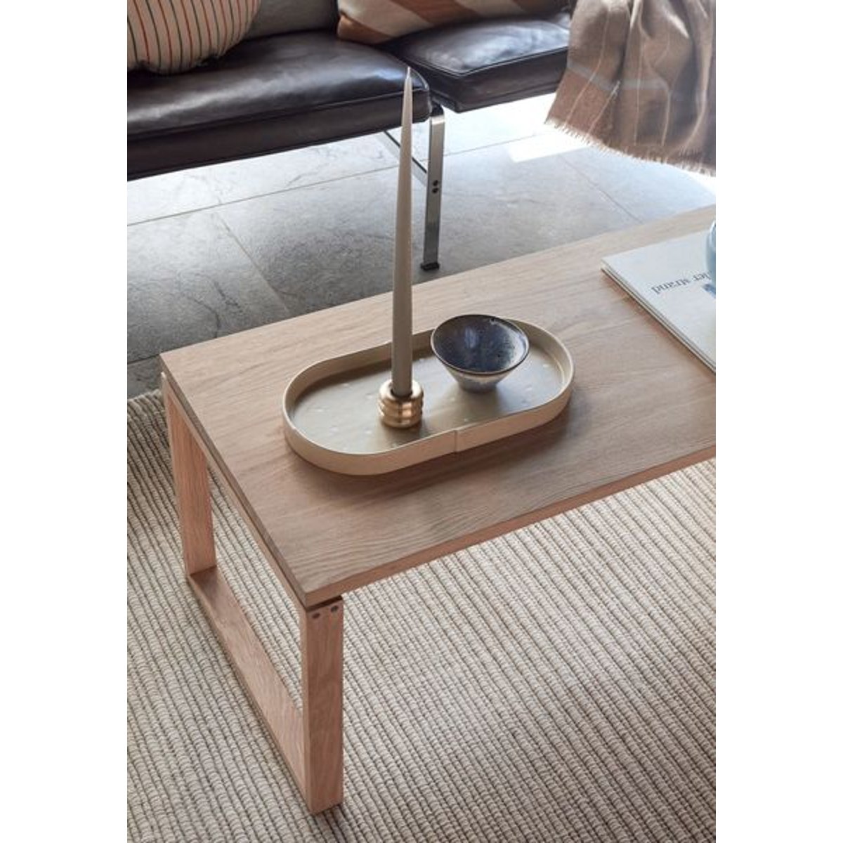 Plateau en grès de forme ovale LIVING brun, OYOY LIVING DESIGN