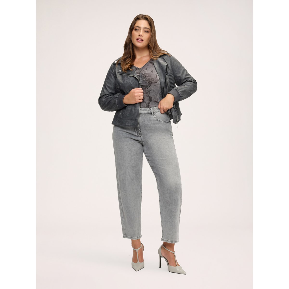 Jean Mom Fit délavage gris gris, FIORELLA RUBINO