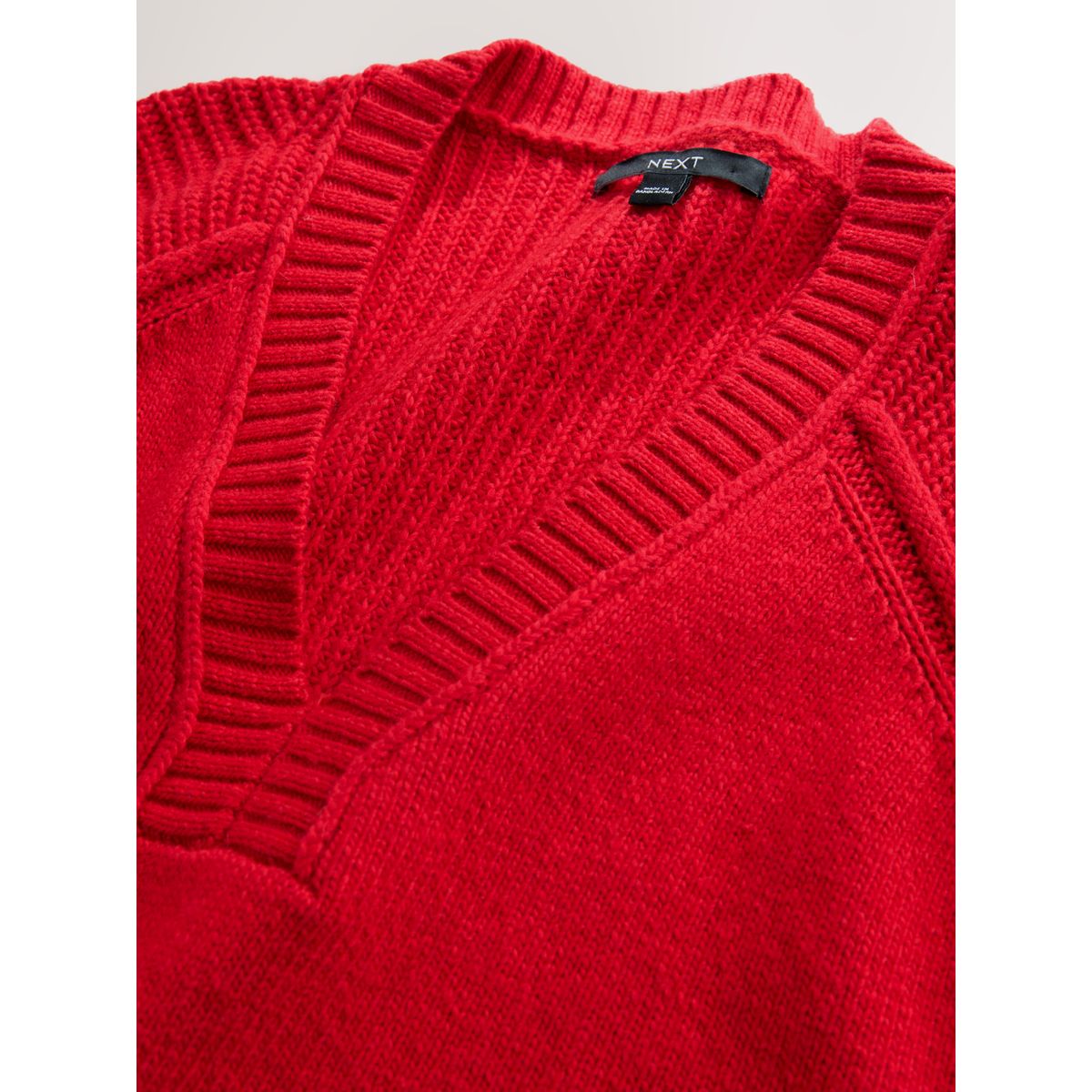 Pull long col v en mélange de laine et coton rouge cerise, NEXT