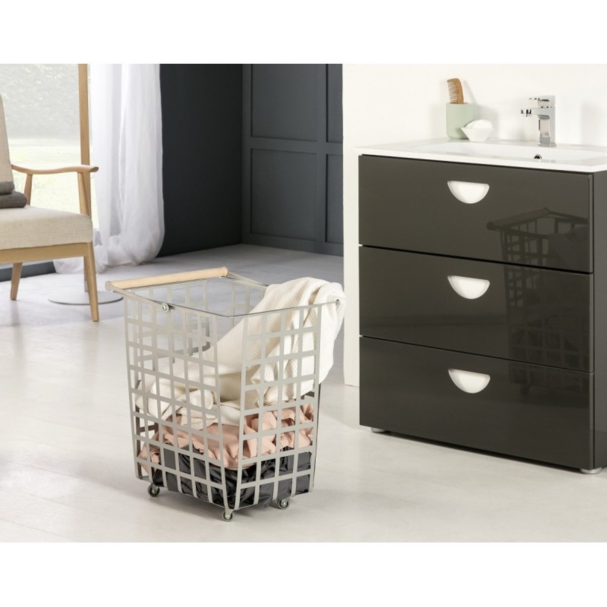 Set de 2 grands paniers multi-usages avec roulettes et poignée en bois. ZESTA gris, DON HIERRO