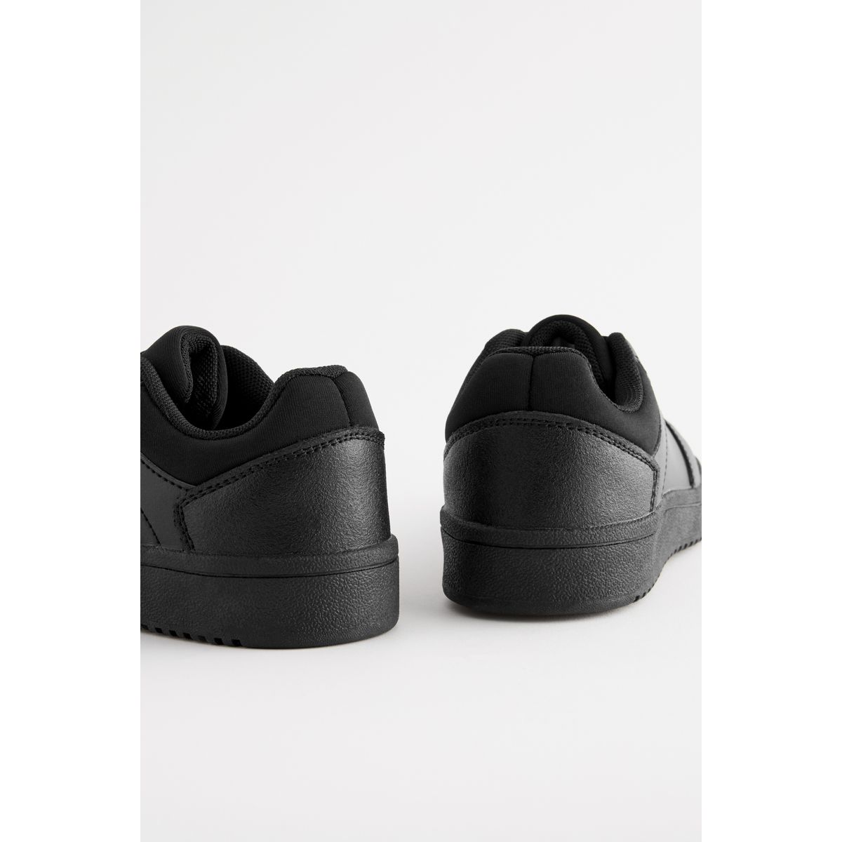 Chaussures d’école pointure large à lacets noir, NEXT