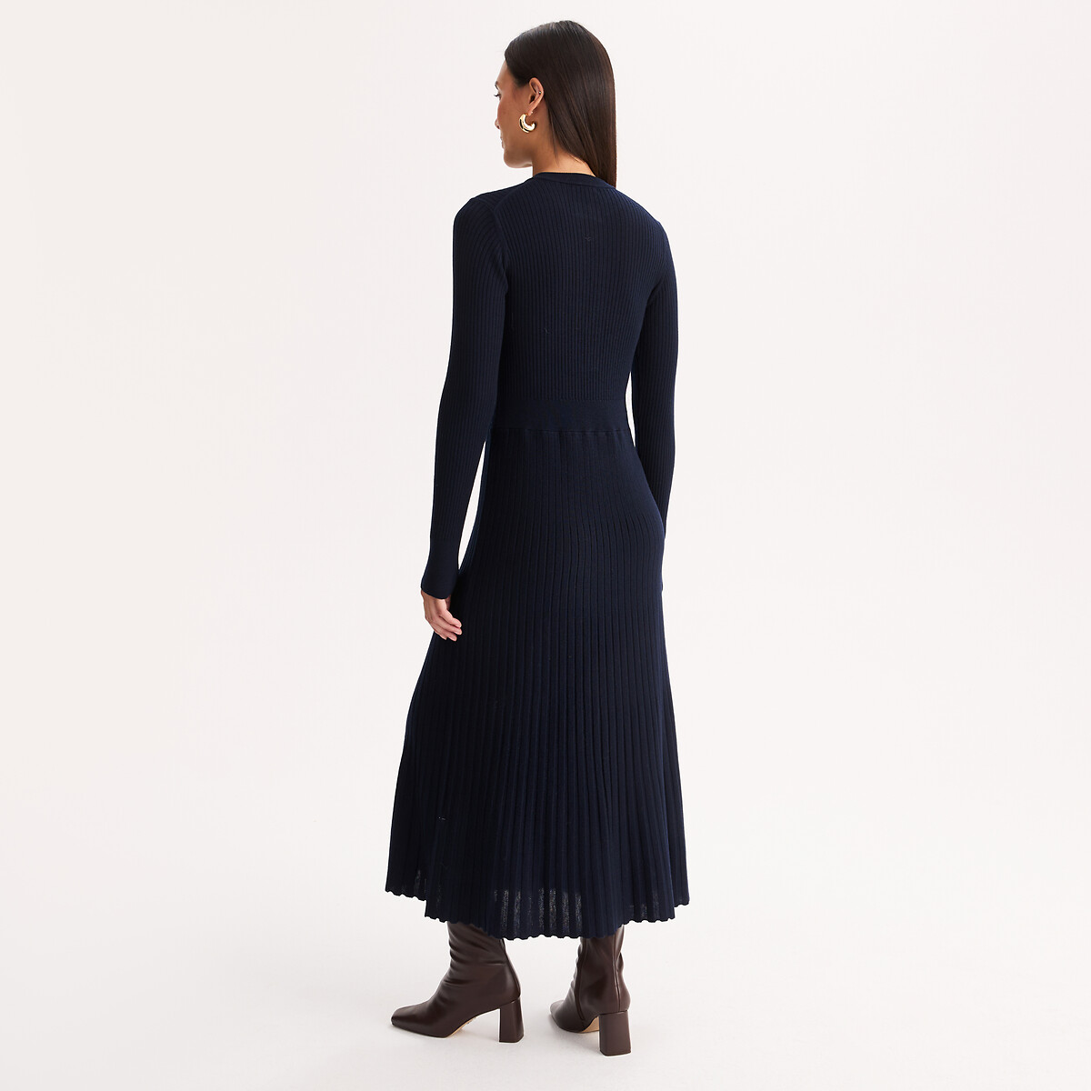Robe col rond, longueur midi, en laine mélangée côtelée bleu marine, ANNE WEYBURN