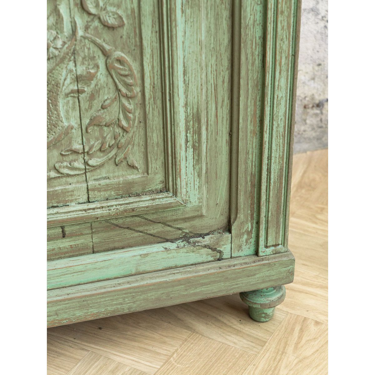 Armoire en bois Blandine N°441 - Bon état vert, DEBONGOUT