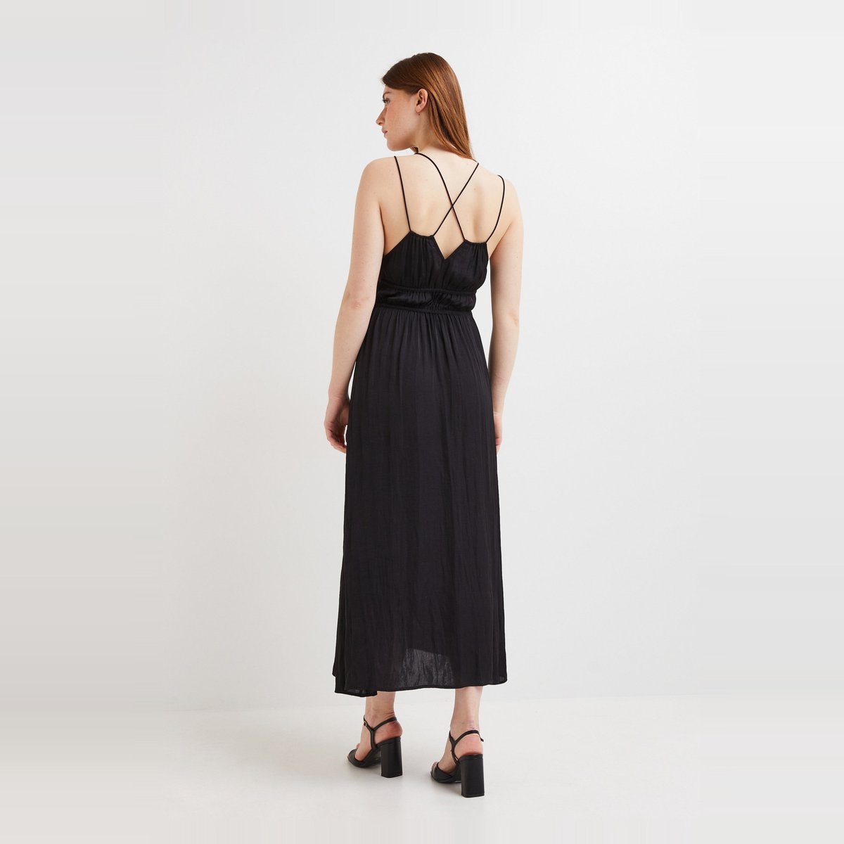 Robe midi satinée élastiquée taille noir, MONOPRIX