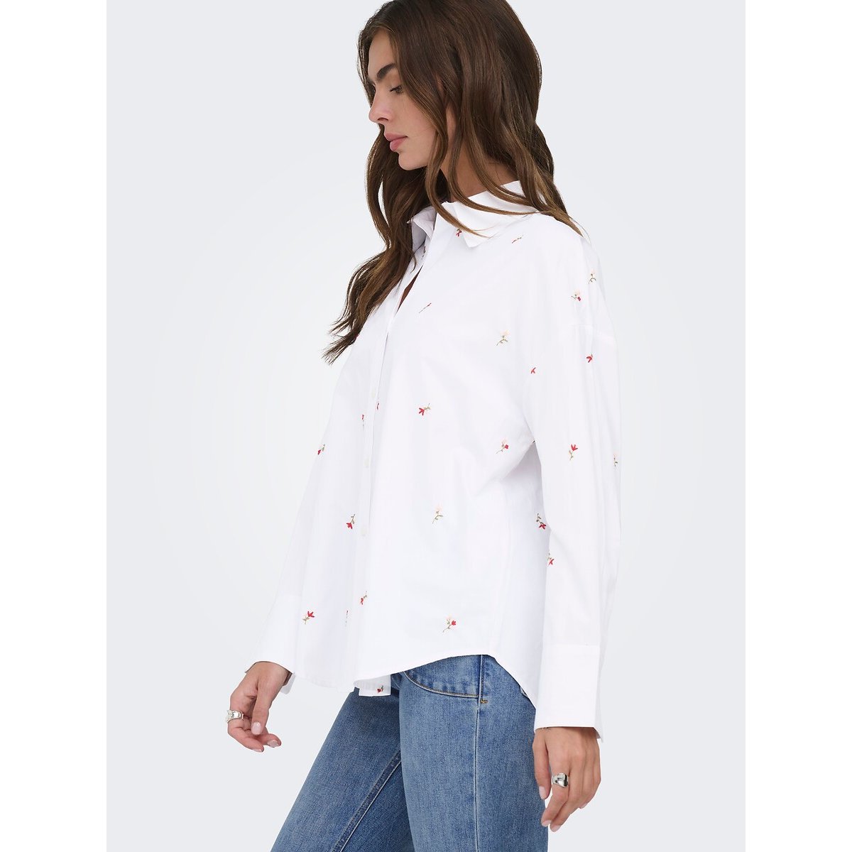 Chemise manches longues brodée blanc fleuri, ONLY