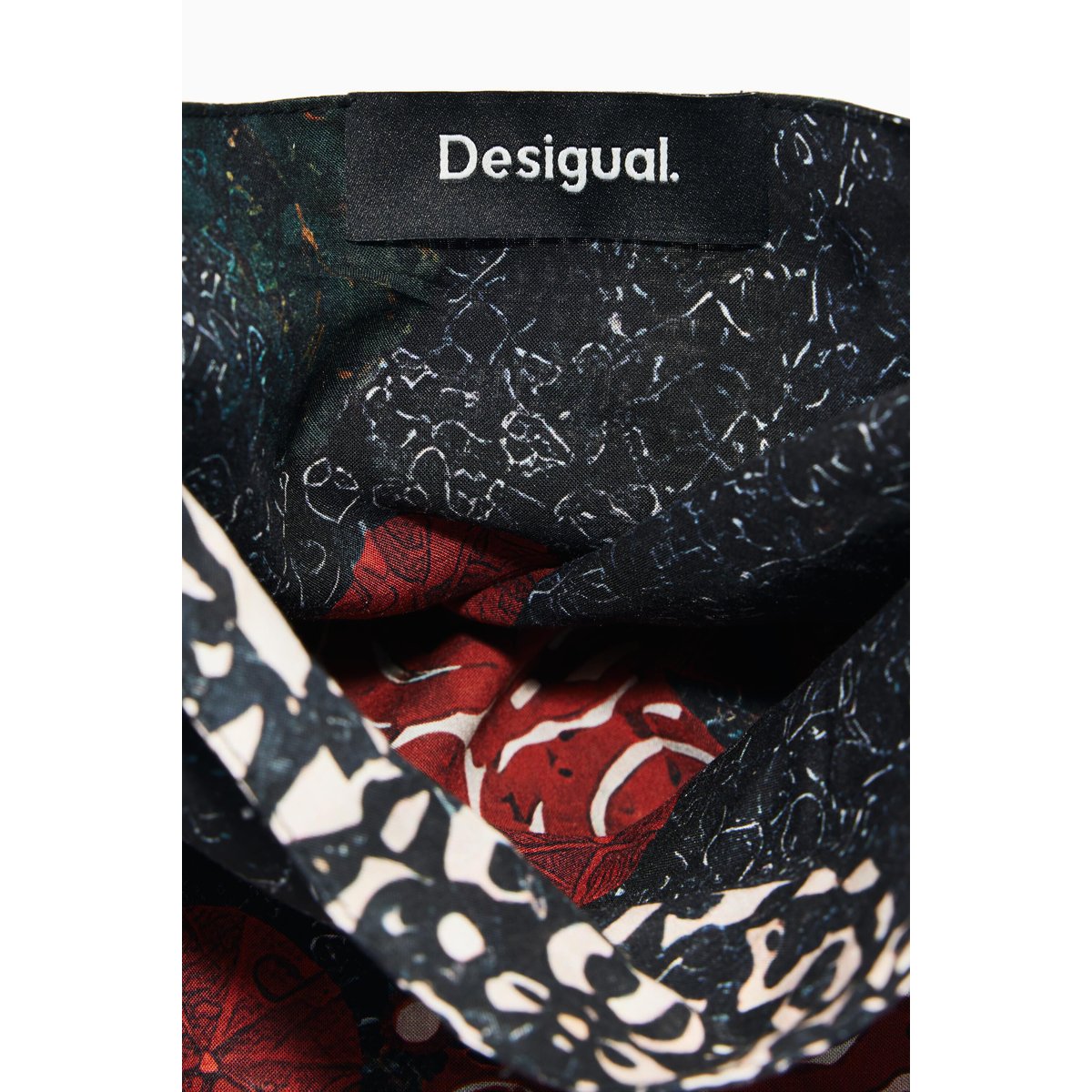 PETIT SAC BRODÉ noir, DESIGUAL