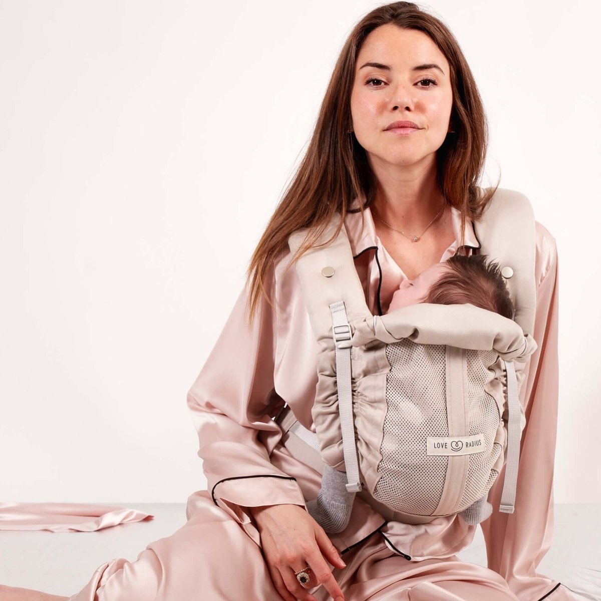 Porte bébé PhysioCarrier V2 blanc, LOVE RADIUS