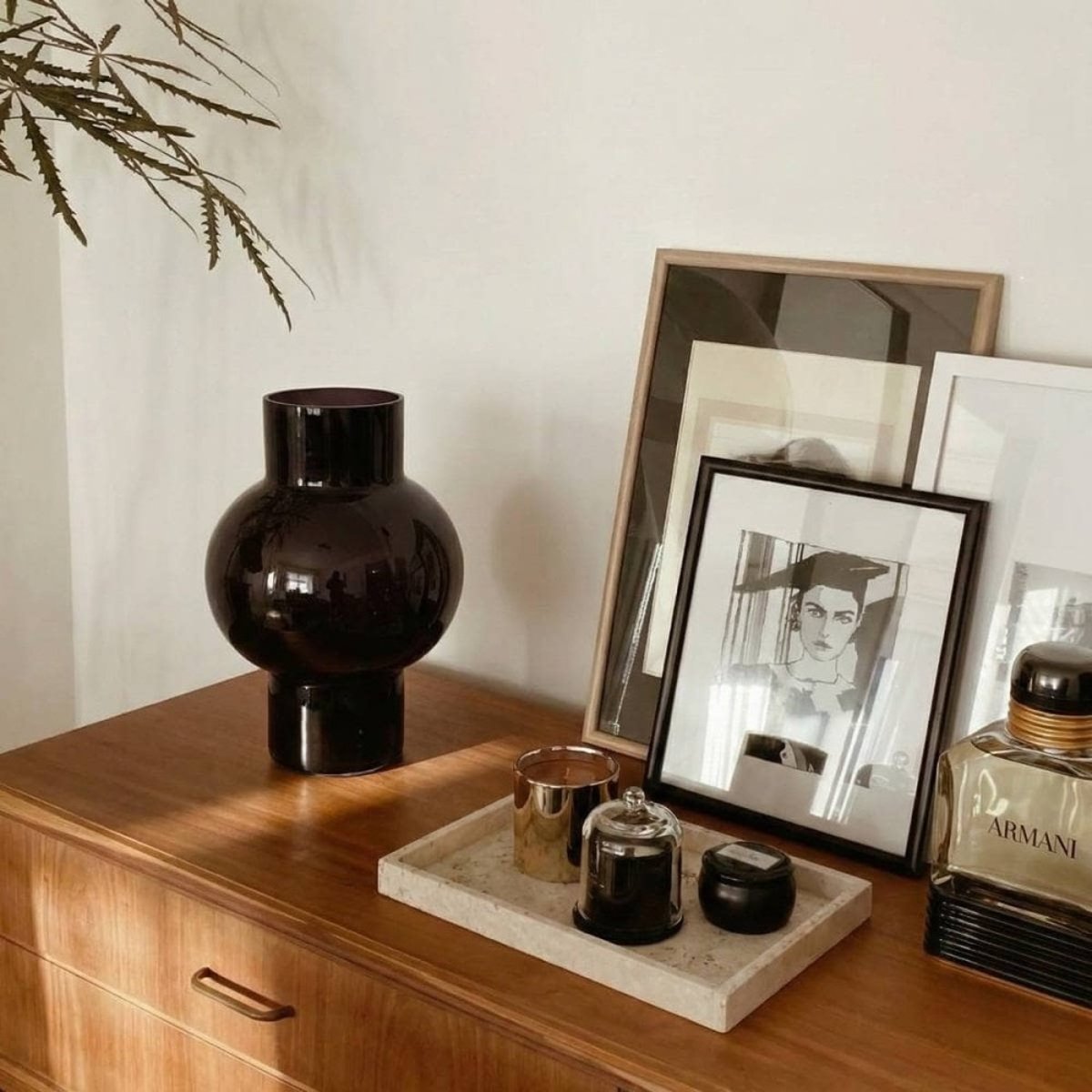 Vase boule talon en verre, H21cm noir, DECOSTAR