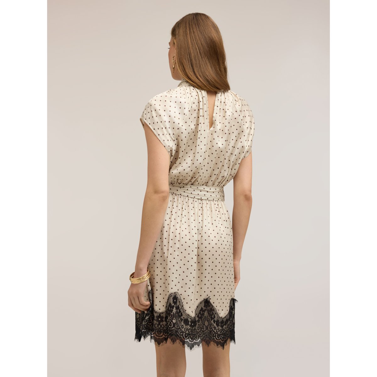 Robe à pois avec dentelle blanc, MOTIVI