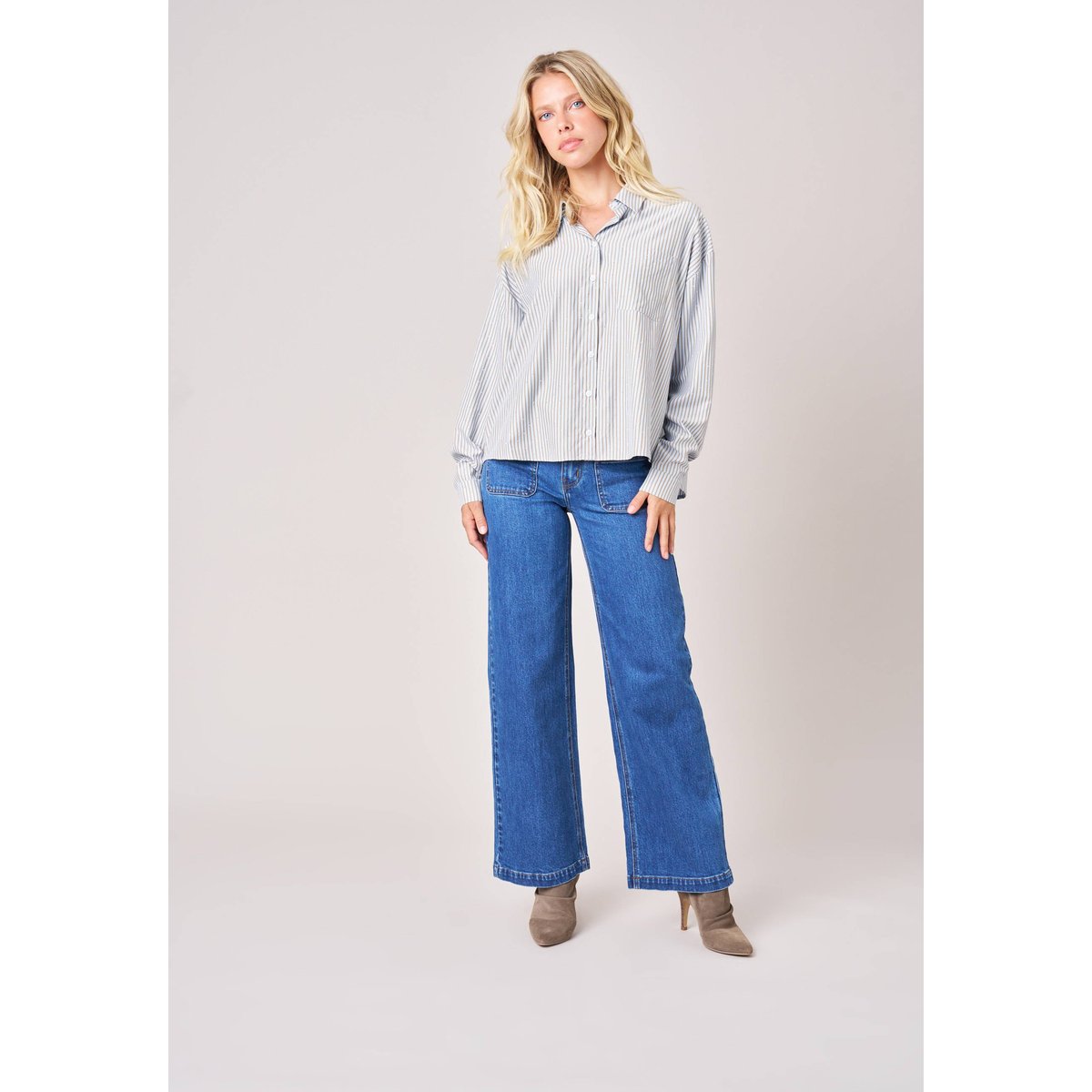 Chemise rayée femme avec détails brillants HOLMY blue, DEELUXE