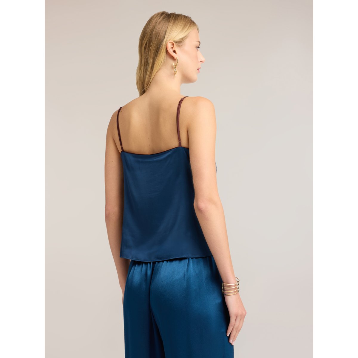 Top avec bordures contrastées bleu, MOTIVI