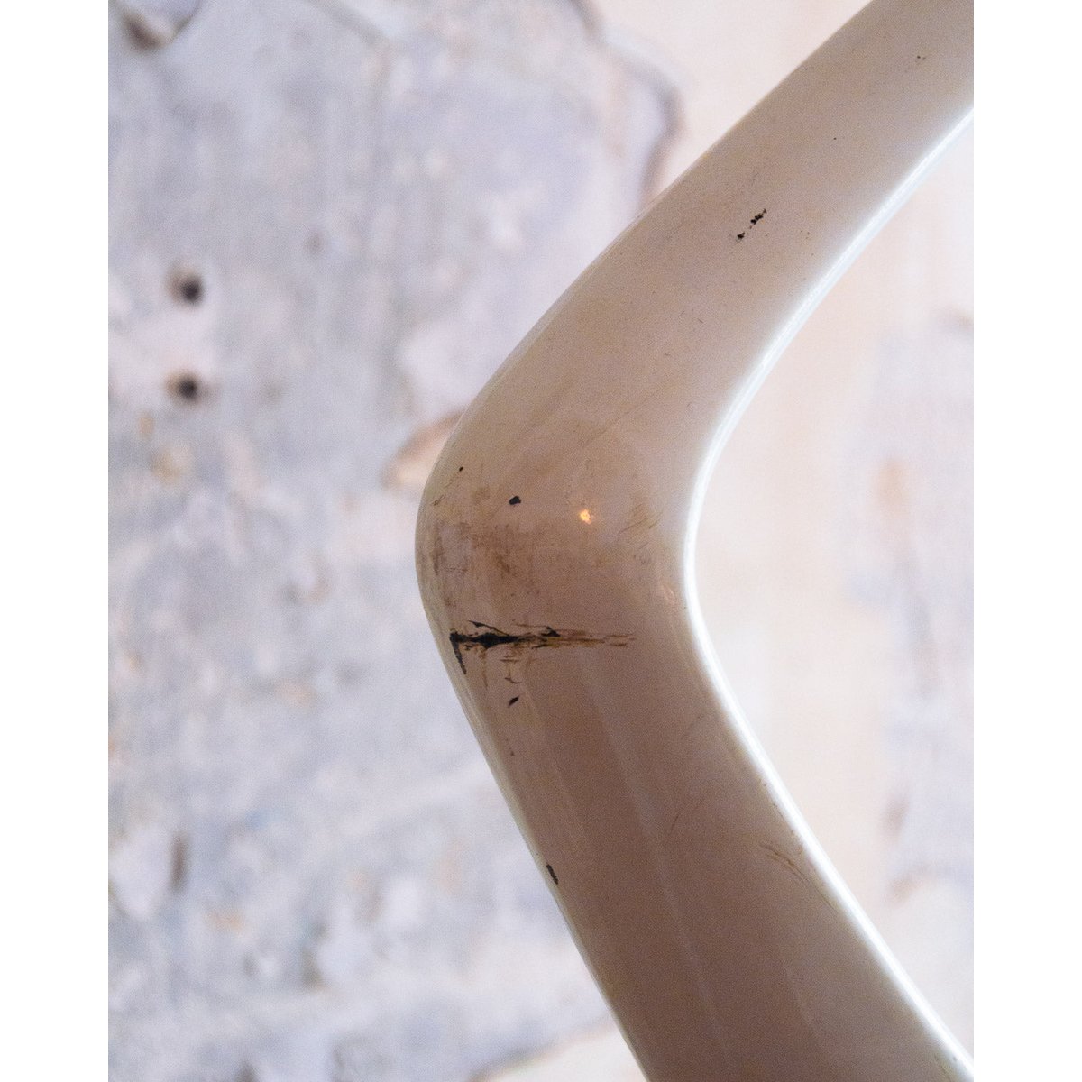 Lampe au design épuré Julia N°898 - Bon état blanc, DEBONGOUT
