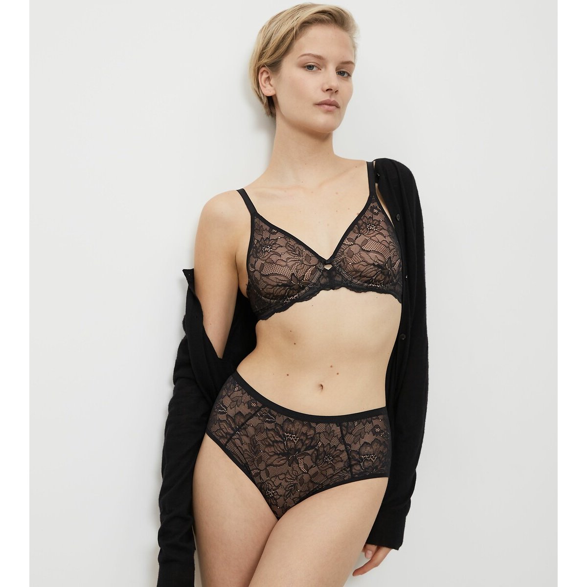 Omsluitende BH Amourette Charm zwart, TRIUMPH