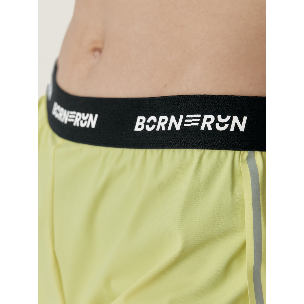 Short de sport femme Voltrun Avec poches détails réfléchissants jaune citron, BORN