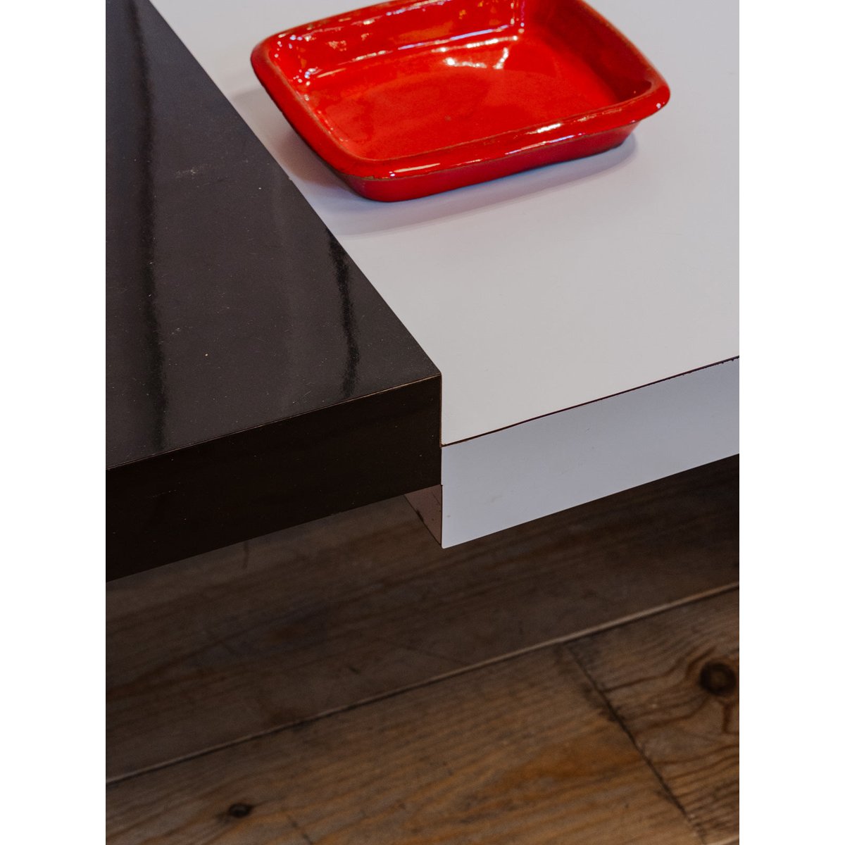 Table basse en bois noir et blanc Donna N°983 - Bon état noir, DEBONGOUT