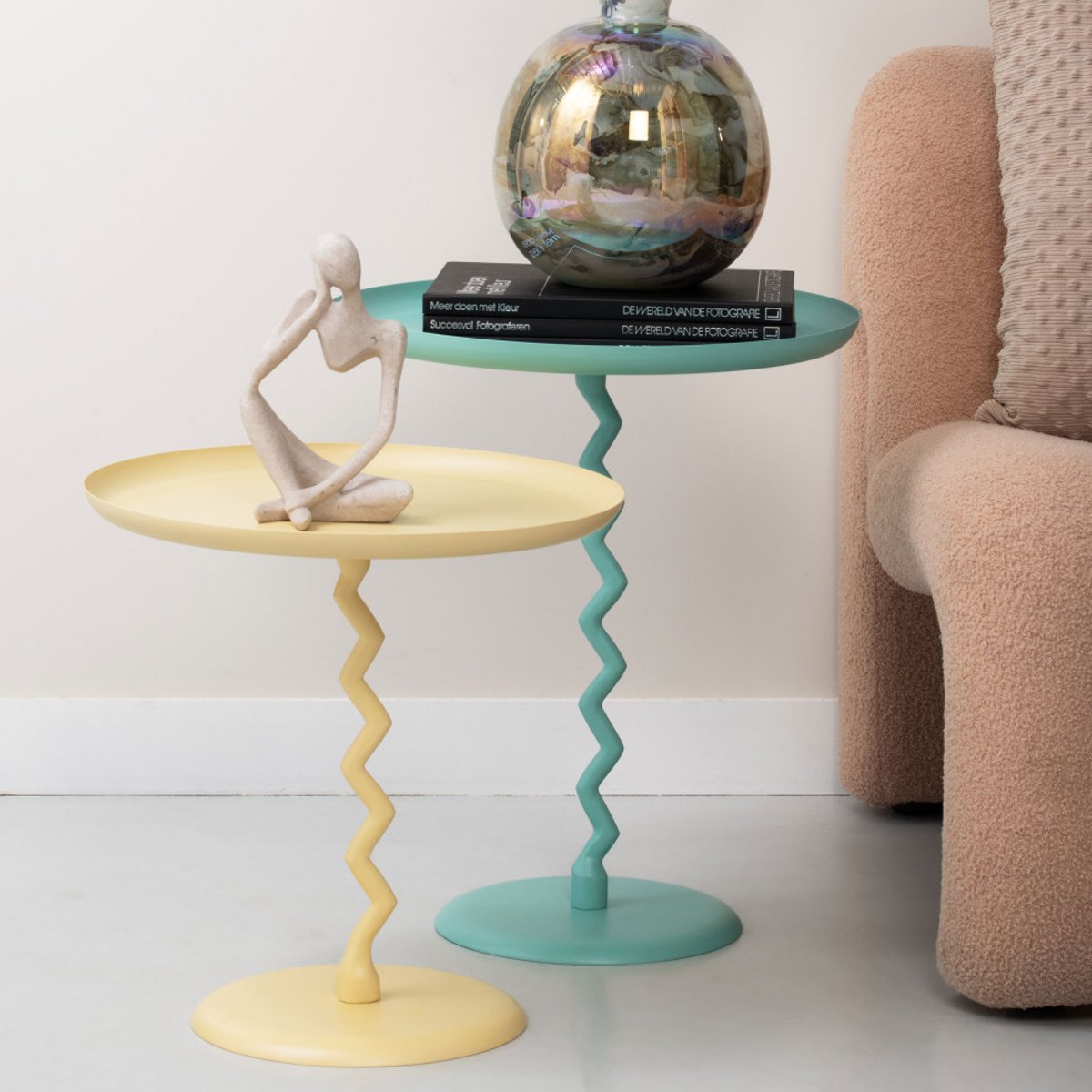Table d'appoint ronde en métal 44cm- ZIGZAG turquoise, LEITMOTIV