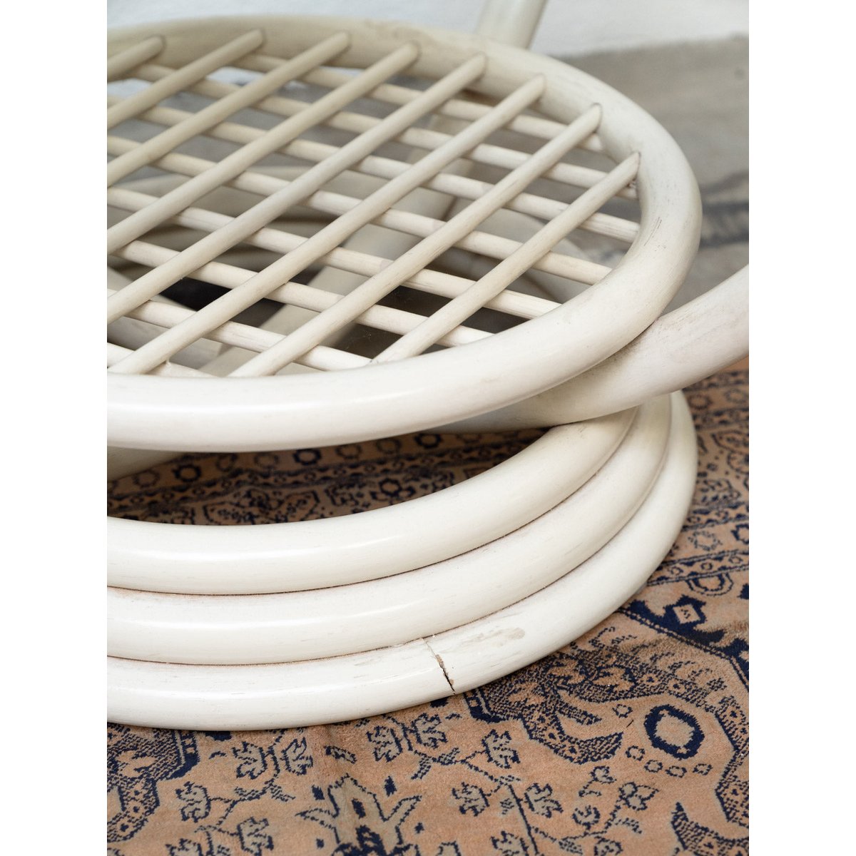 Table basse en rotin Léonie N°942 - Bon état blanc, DEBONGOUT