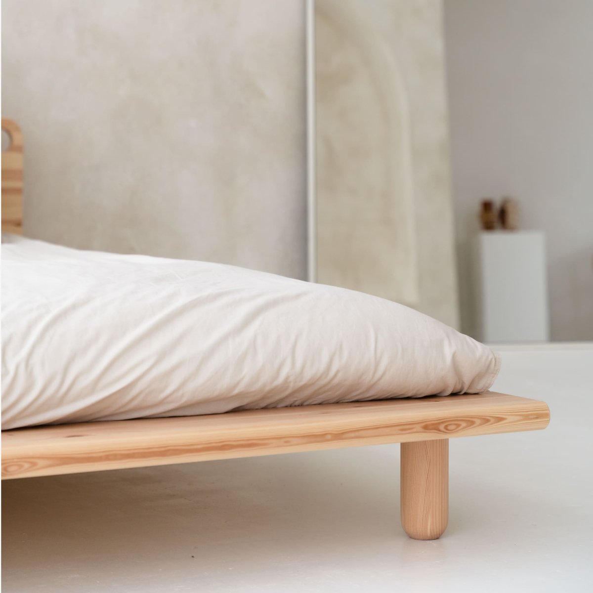 Lit en pin massif + matelas futon - PEEK BED bois clair, KARUP DESIGN