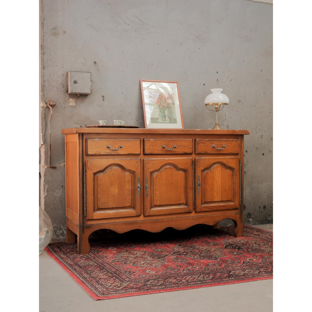 Buffet en bois massif Gilbert N°1679 - Bon état bois clair, DEBONGOUT
