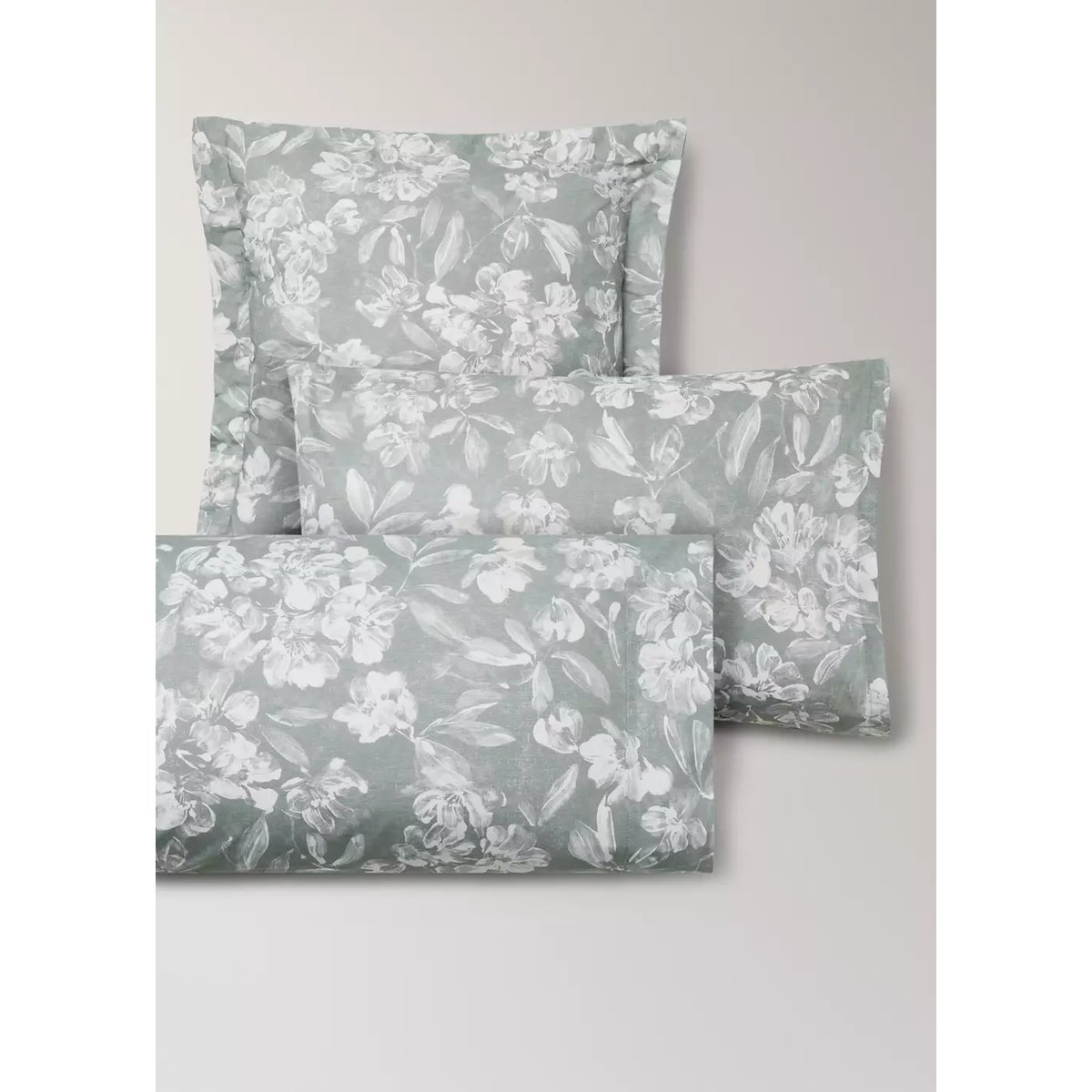 Lot de 2 taies d'oreiller en percale de coton imprimé fleuri vert moyen, MANGO HOME