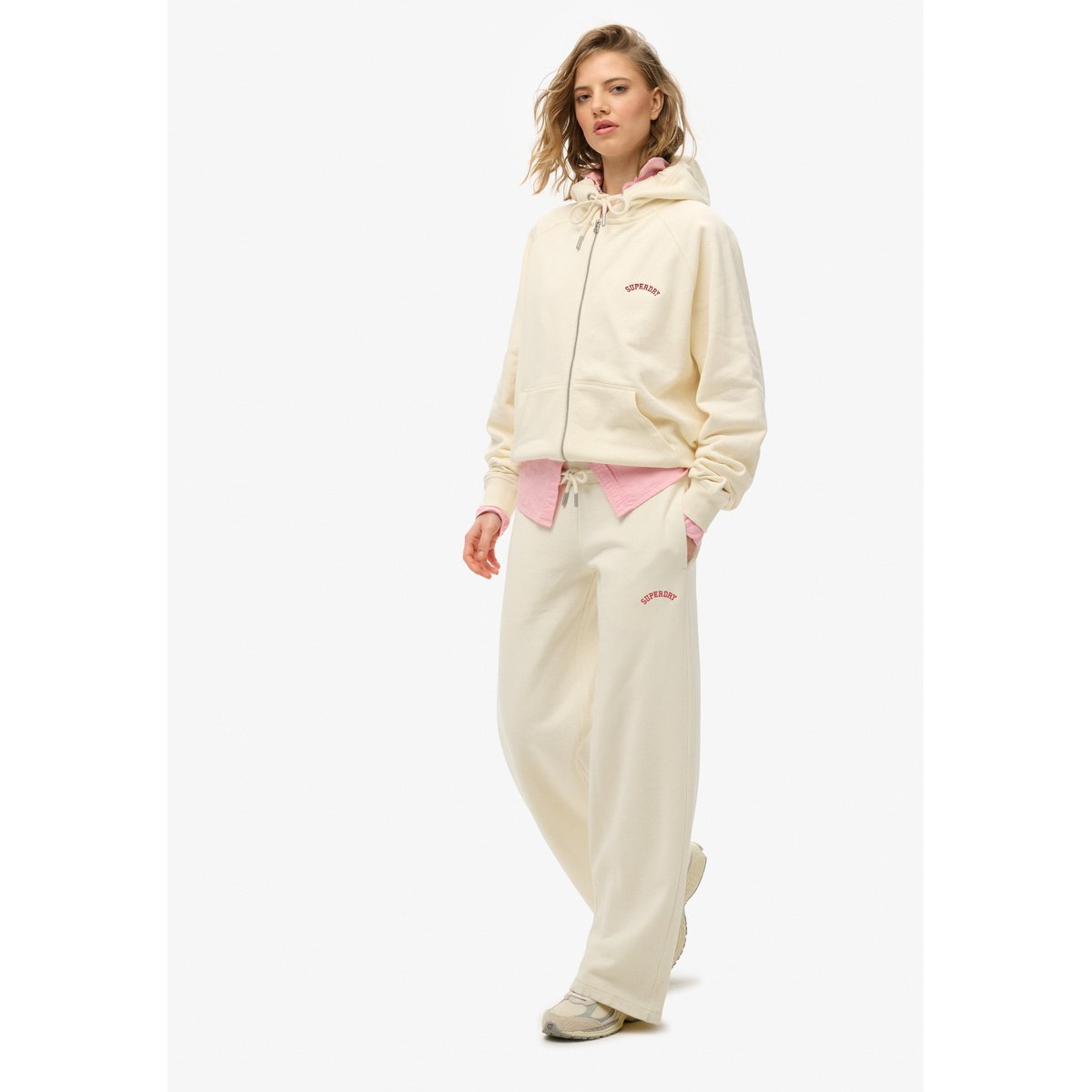 Pantalon de survêtement large Essential Logo blanc cassé os du désert, SUPERDRY