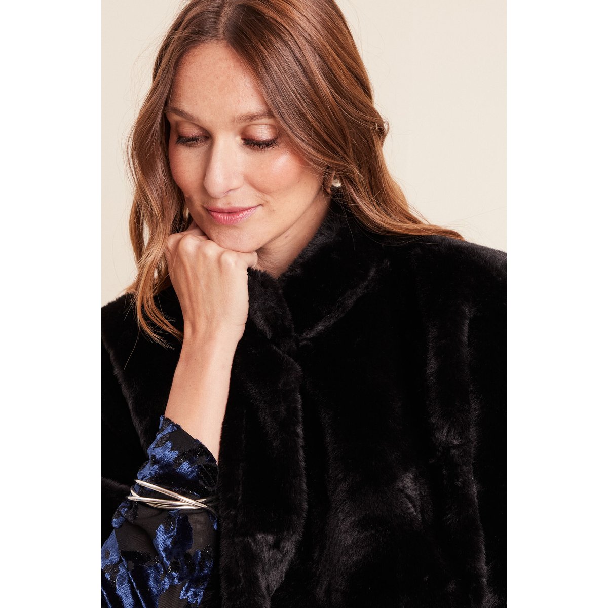 Poncho cape noir, BREAL