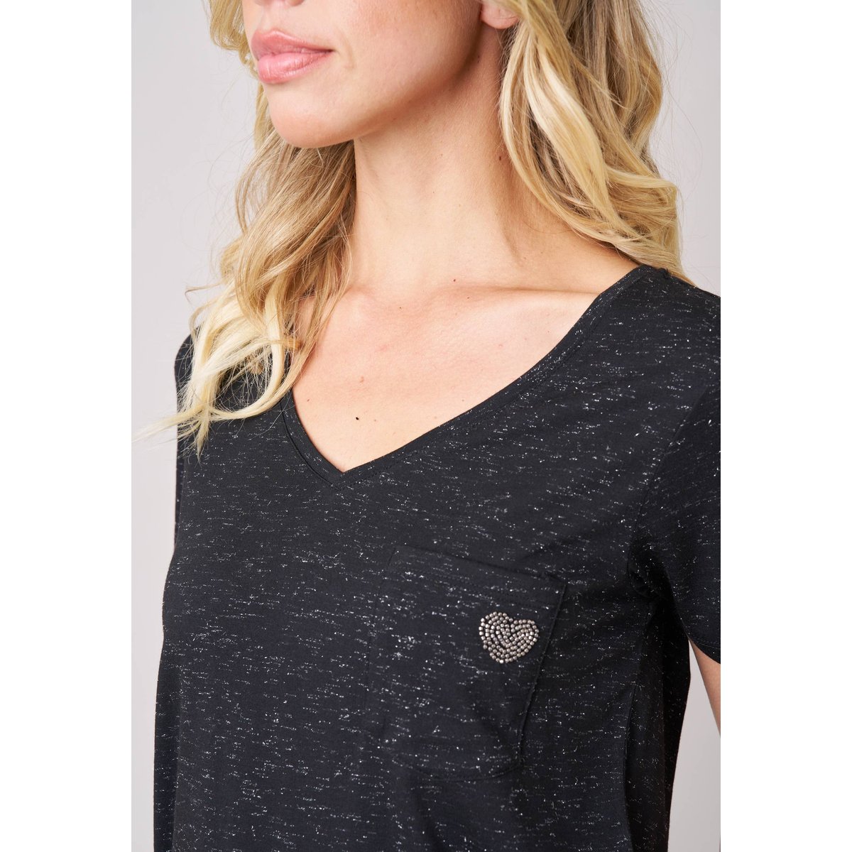 T-shirt regular femme en jersey KELLIE black, DEELUXE