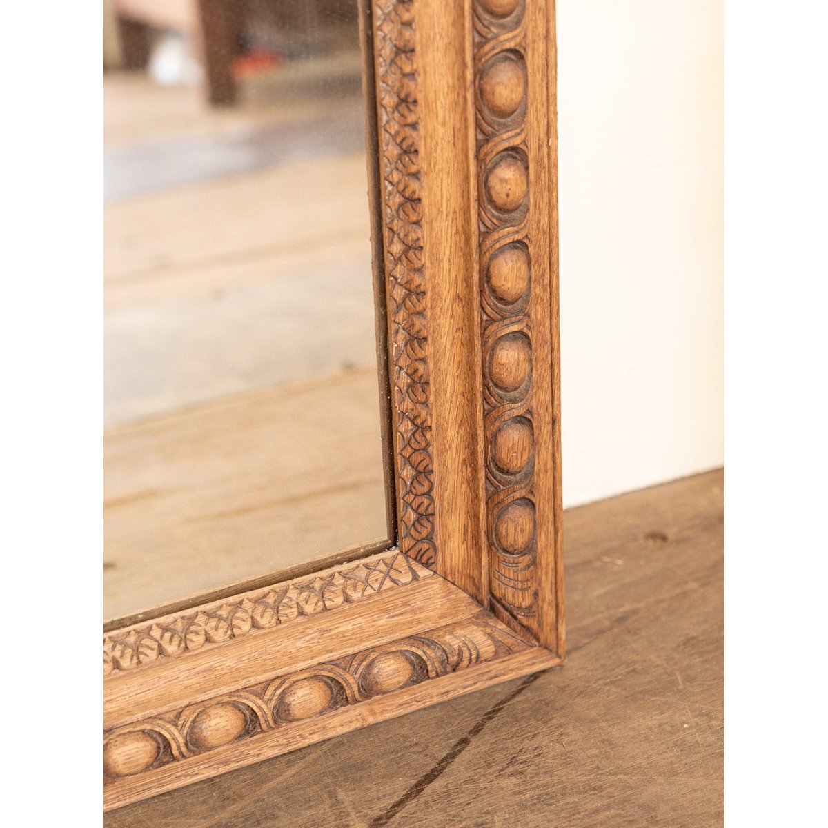 Grand miroir en chêne sculpté Georges N°1381 - Bon état bois foncé, DEBONGOUT