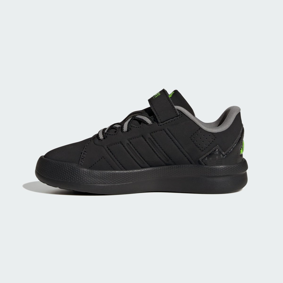 Chaussure Adidas Minecraft Lightorama Court Enfants Chaussure Adidas Minecraft Lightorama Court Enfants core black / cloud white / charcoal solid grey, ADIDAS SPORTSWEAR