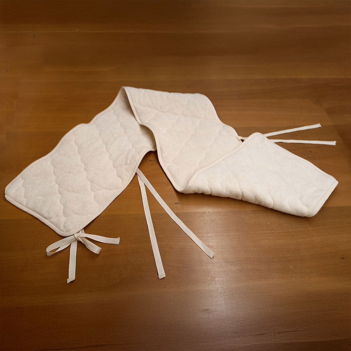 Crib/Cot bumper in organic cotton light beige, EUROPE & NATURE