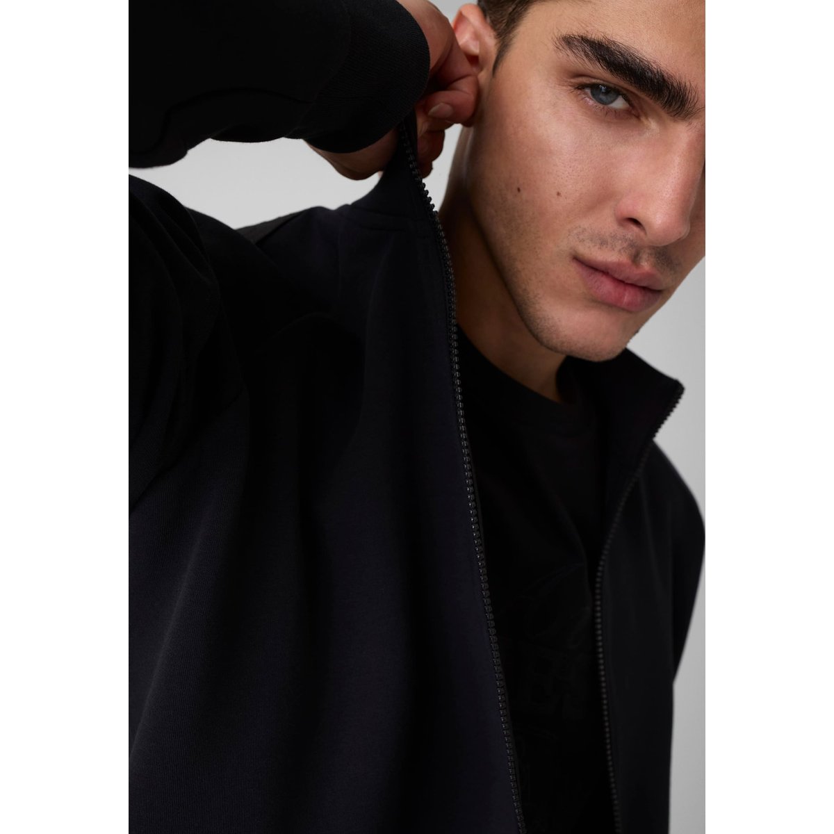 Sweatshirt Zippé Intégral noir, GUESS