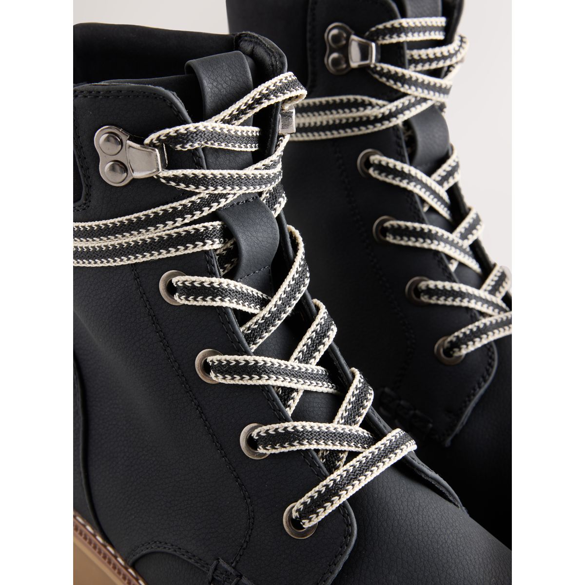 Bottines décontractées à lacets noir, NEXT