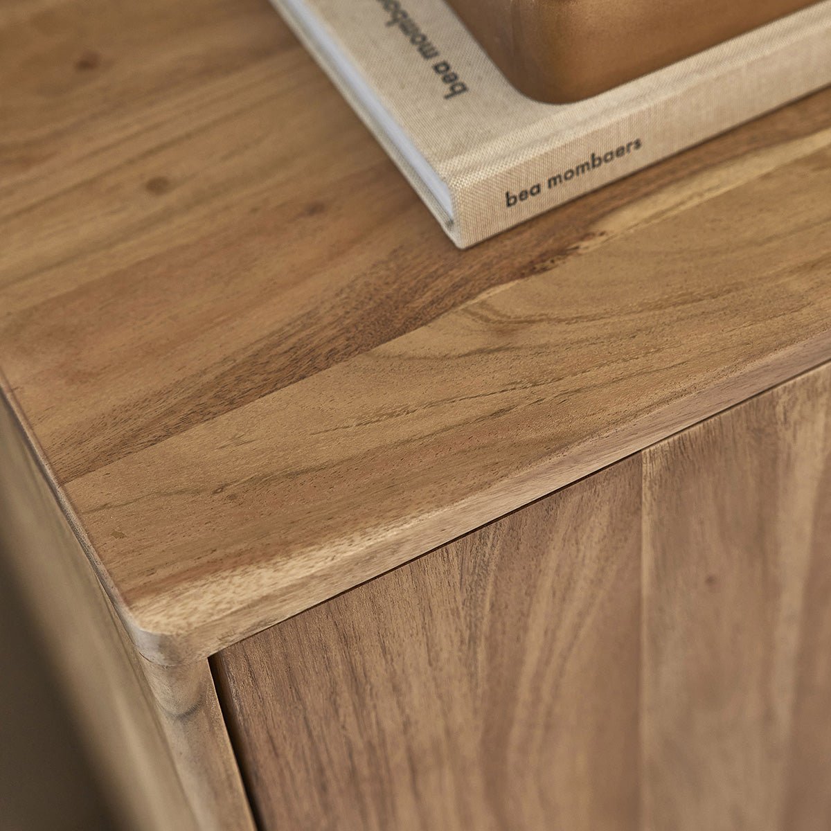 Buffet 2 portes en acacia massif 100 cm SAMSO couleur unique, BERAH GETAH