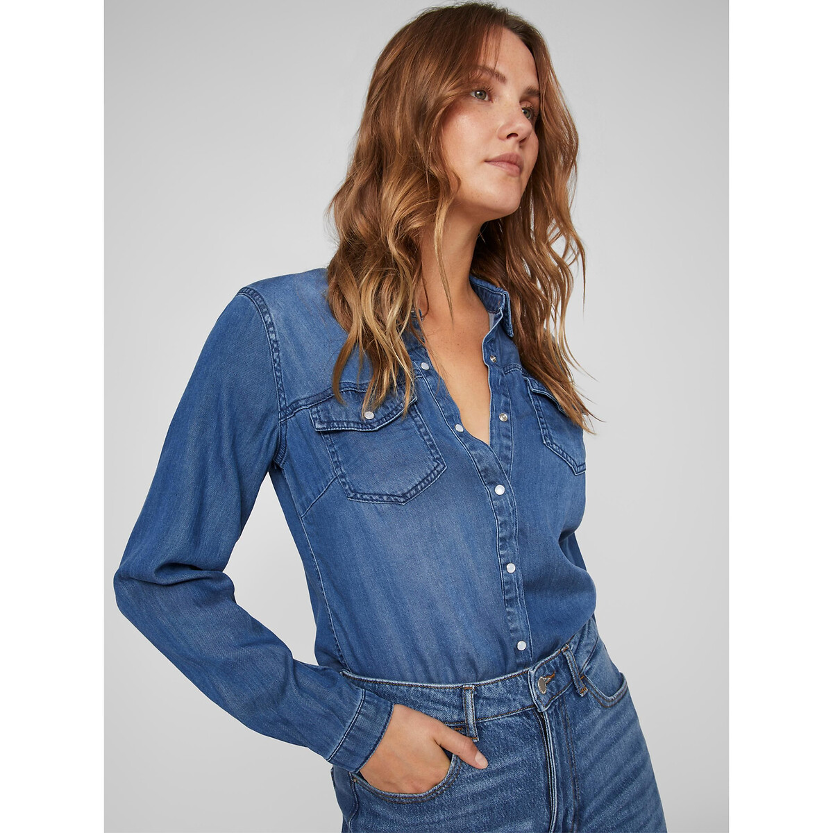 Chemise en denim, manches longues denim bleu foncé, VILA