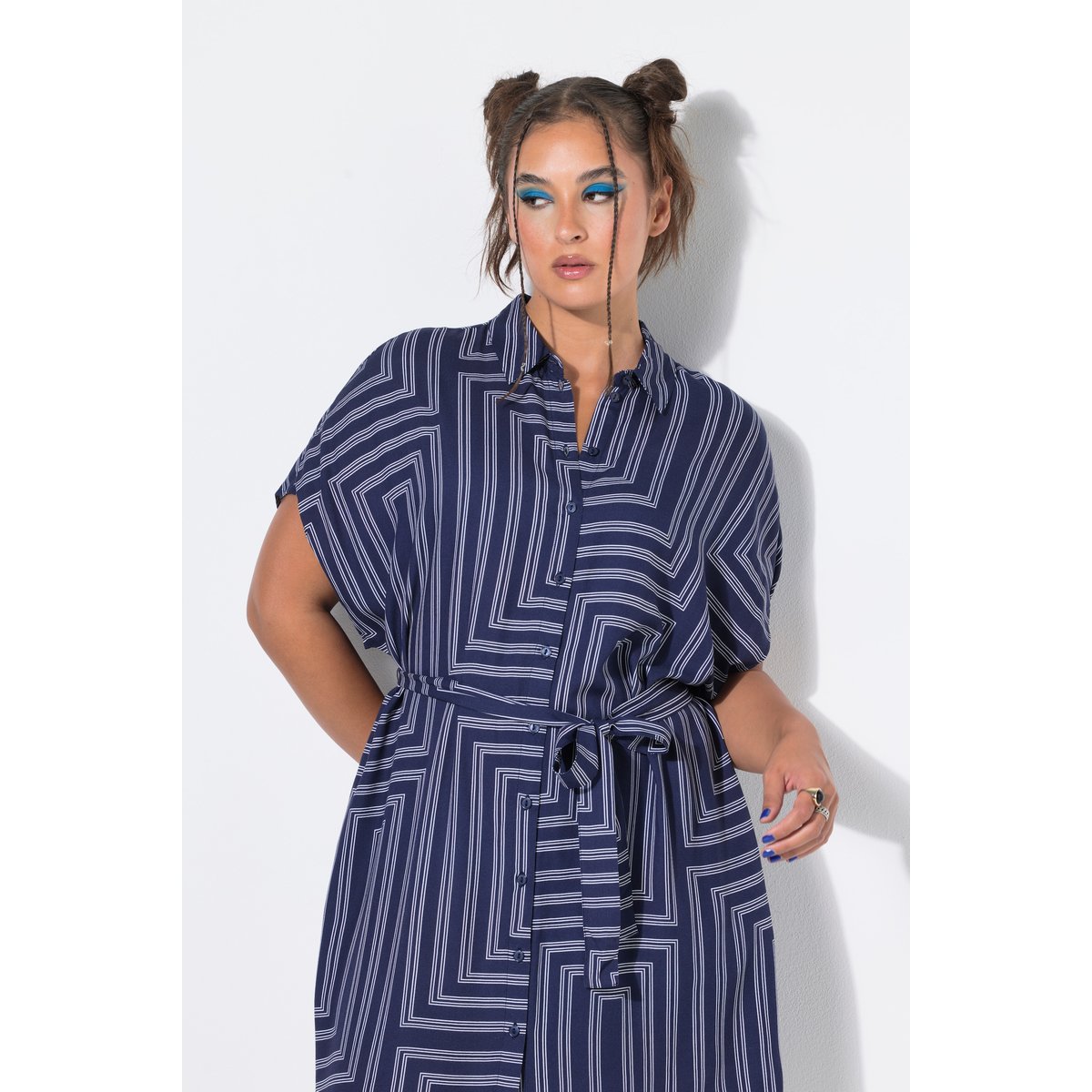Robe-chemisier, longueur midi marine, STUDIO UNTOLD