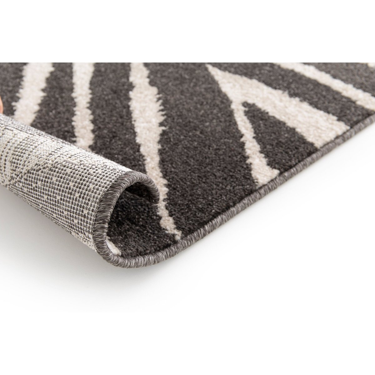 Tapis super doux effet zèbre BUFFON noir intense, AFK LIVING