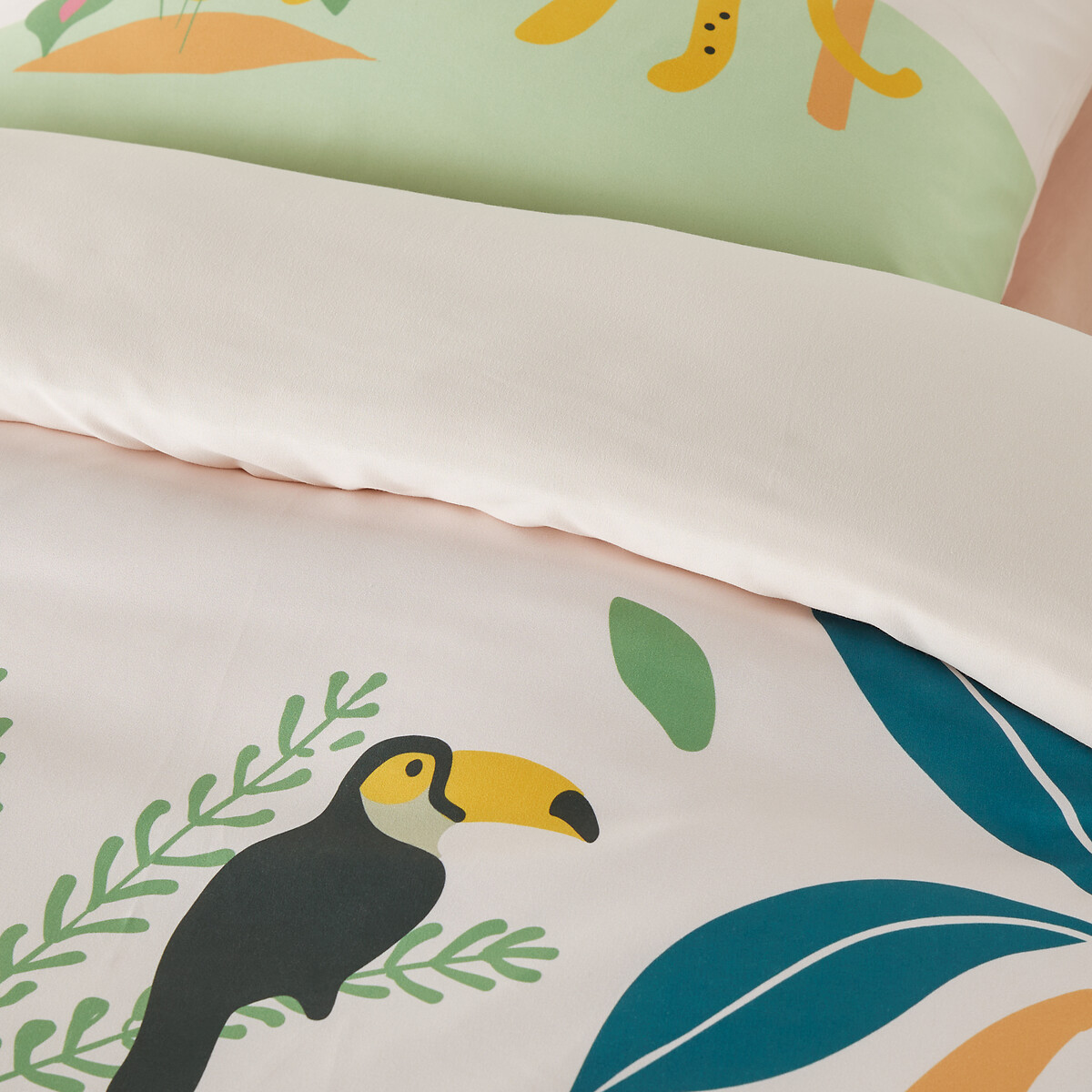 Exotic Animal Easy Care Bed Set with Rectangular Pillowcase printed, SO'HOME