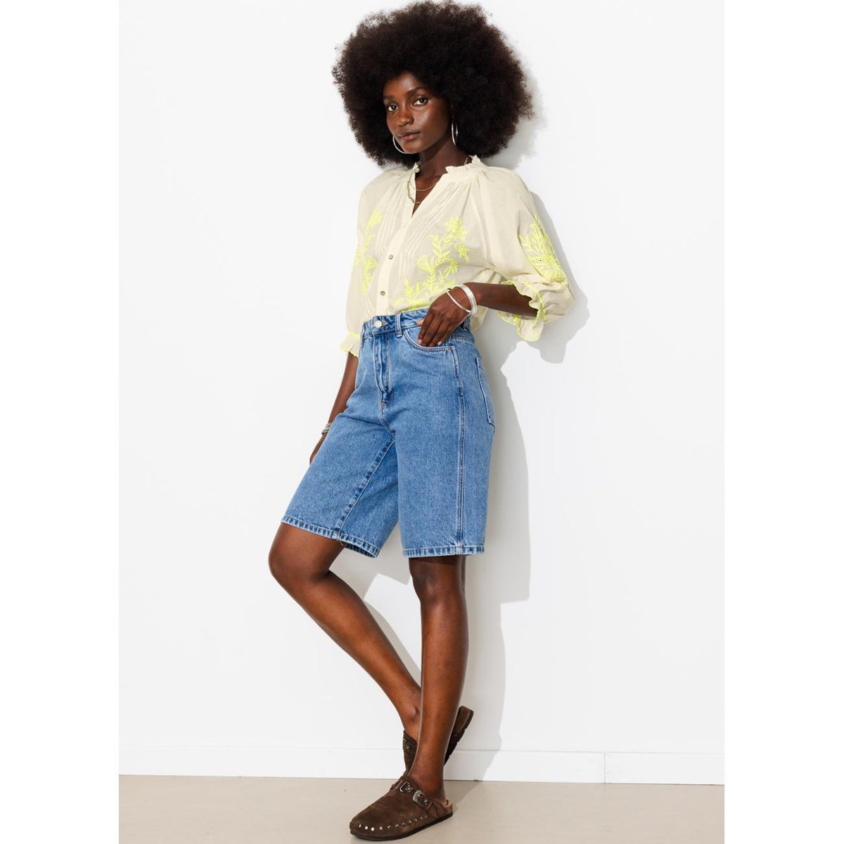 Blouse à broderies fluo ecru, PROMOD